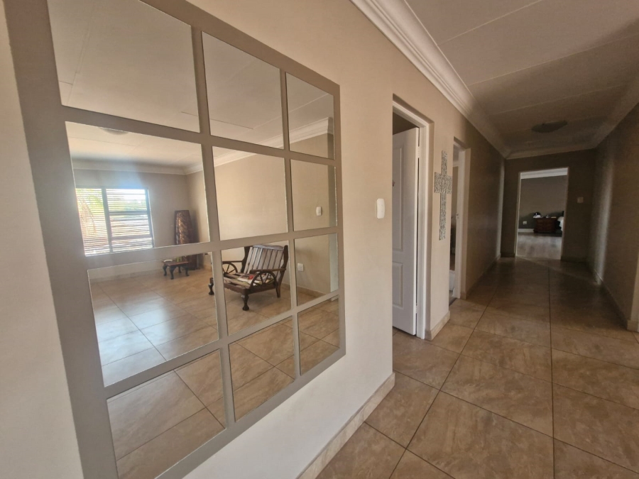 5 Bedroom Property for Sale in Kathu Northern Cape